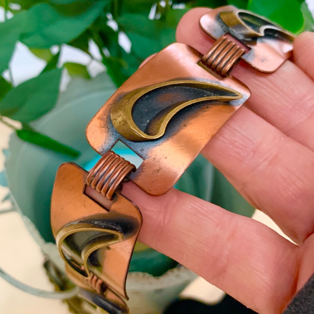 Vintage 1940’s Beautiful Copper Bracelrt